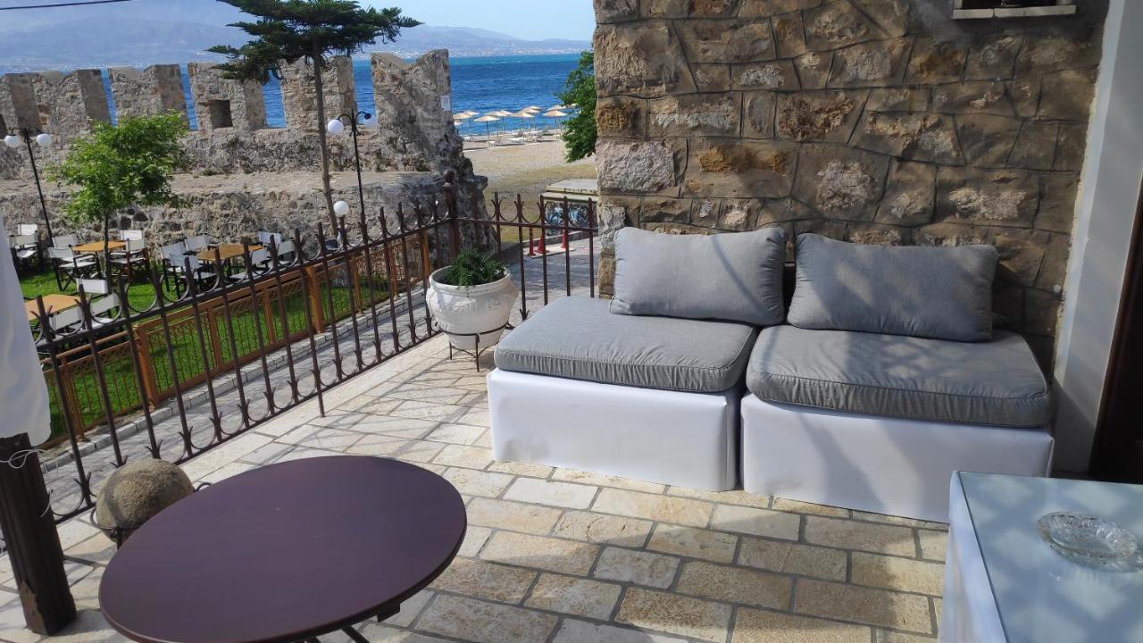 Naupactus Unique Harbor Apartment In A Stone House! نافبكْتوس المظهر الخارجي الصورة
